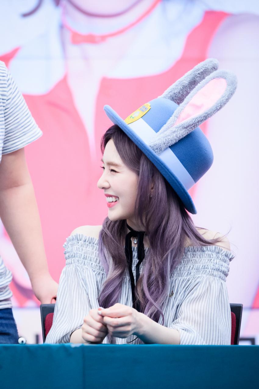 레드벨벳 토끼 아이린.gif | 인스티즈