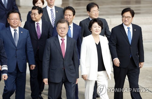 독일로 출국하는 문재인 대통령.jpg | 인스티즈