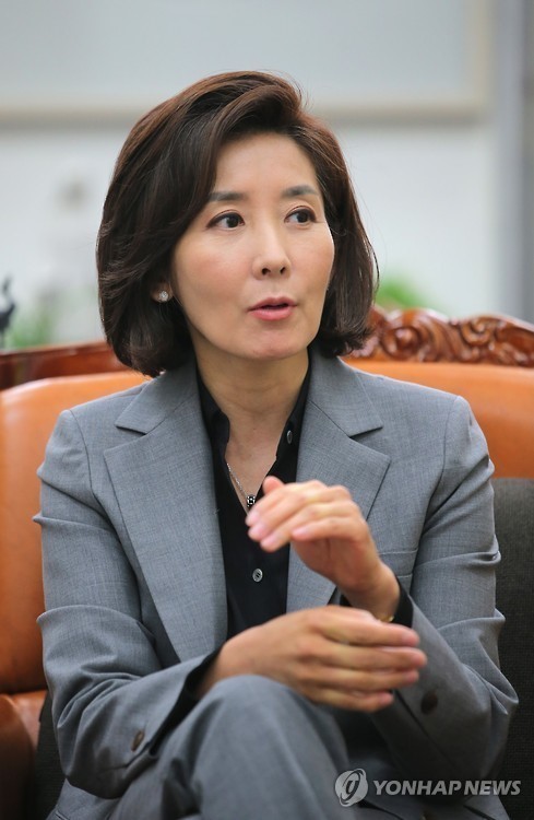 이명박-박근혜-반기문이 단일계보임을 입증하는 사람 | 인스티즈