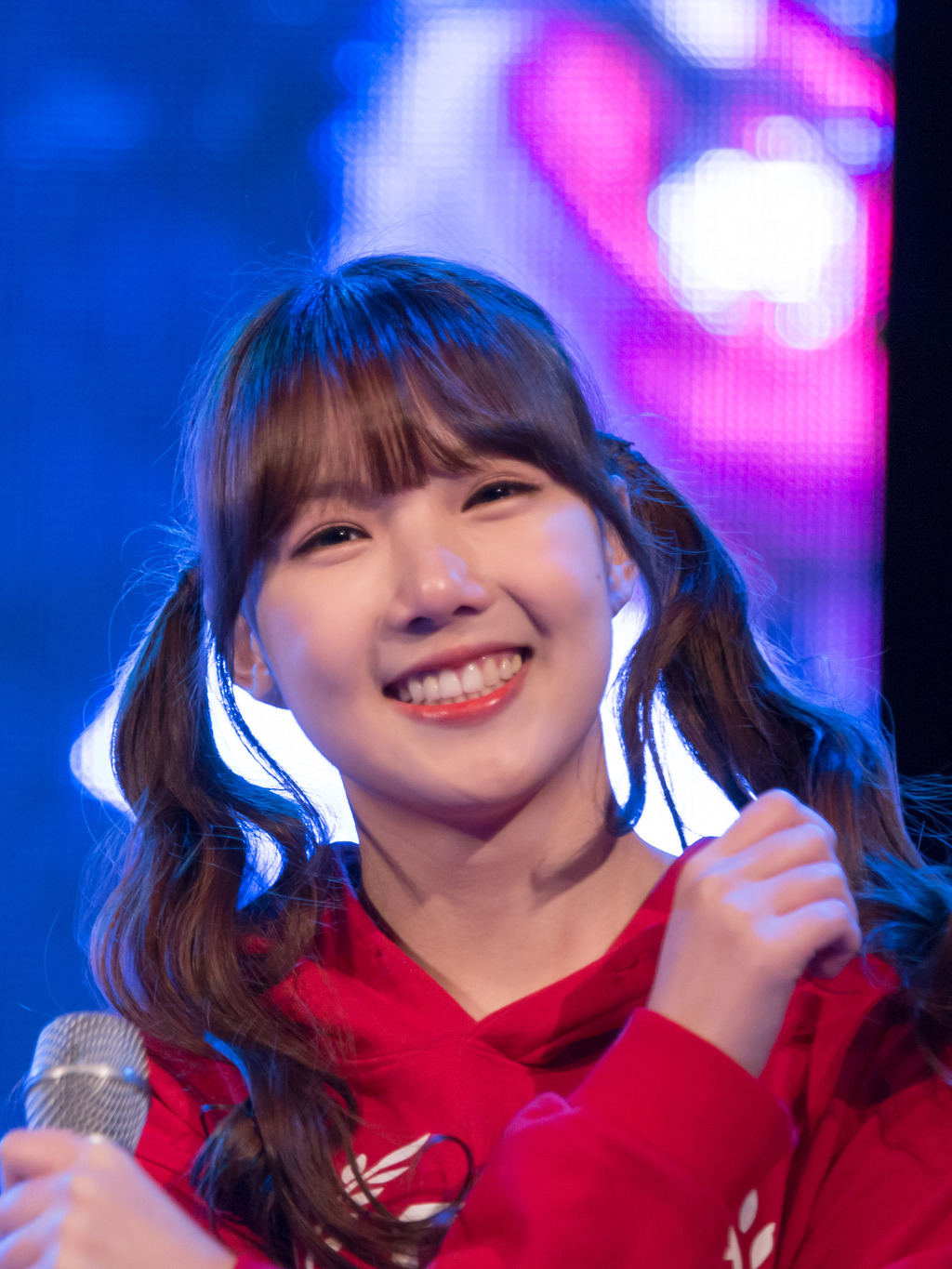 연예인 양갈래 머리모음♥ 여친,트와이스,레벨,에이핑크등 | 인스티즈