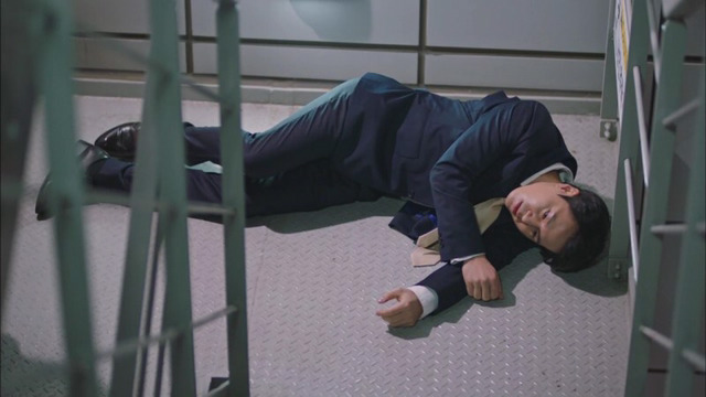 비밀의 숲 윤과장 과거 | 인스티즈