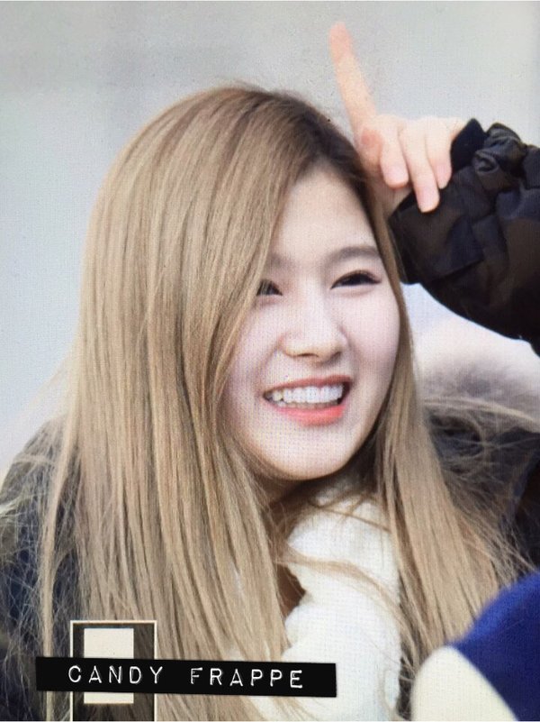 오늘자 트와이스 사나.jpg | 인스티즈