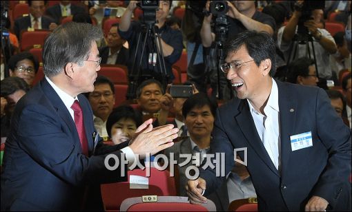 문재인과 안희정 사이엔 들 이간질이 안 통할 것 같은 이유 | 인스티즈