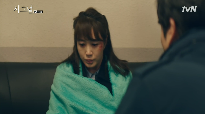 [시그널] 완전 상반되었던 살해납치후 공포에떠는 차수현을 대하는 이재한 vs 박해영 방법차이 | 인스티즈