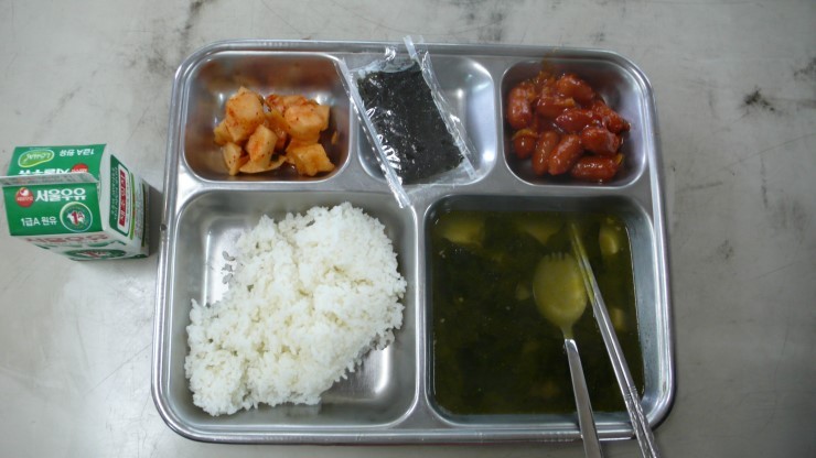 매우 현실적인 군대식단 | 인스티즈