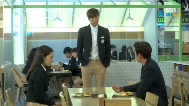 상속자들의 유명하디 유명한 급식실씬 1 | 인스티즈