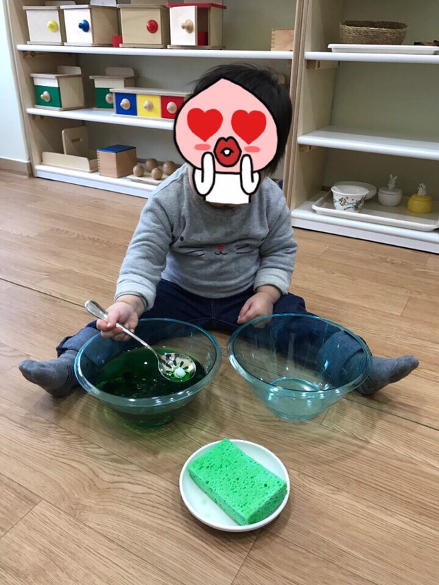 스콜라몬테소리 이미지