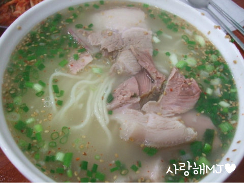 돼지국수 이미지