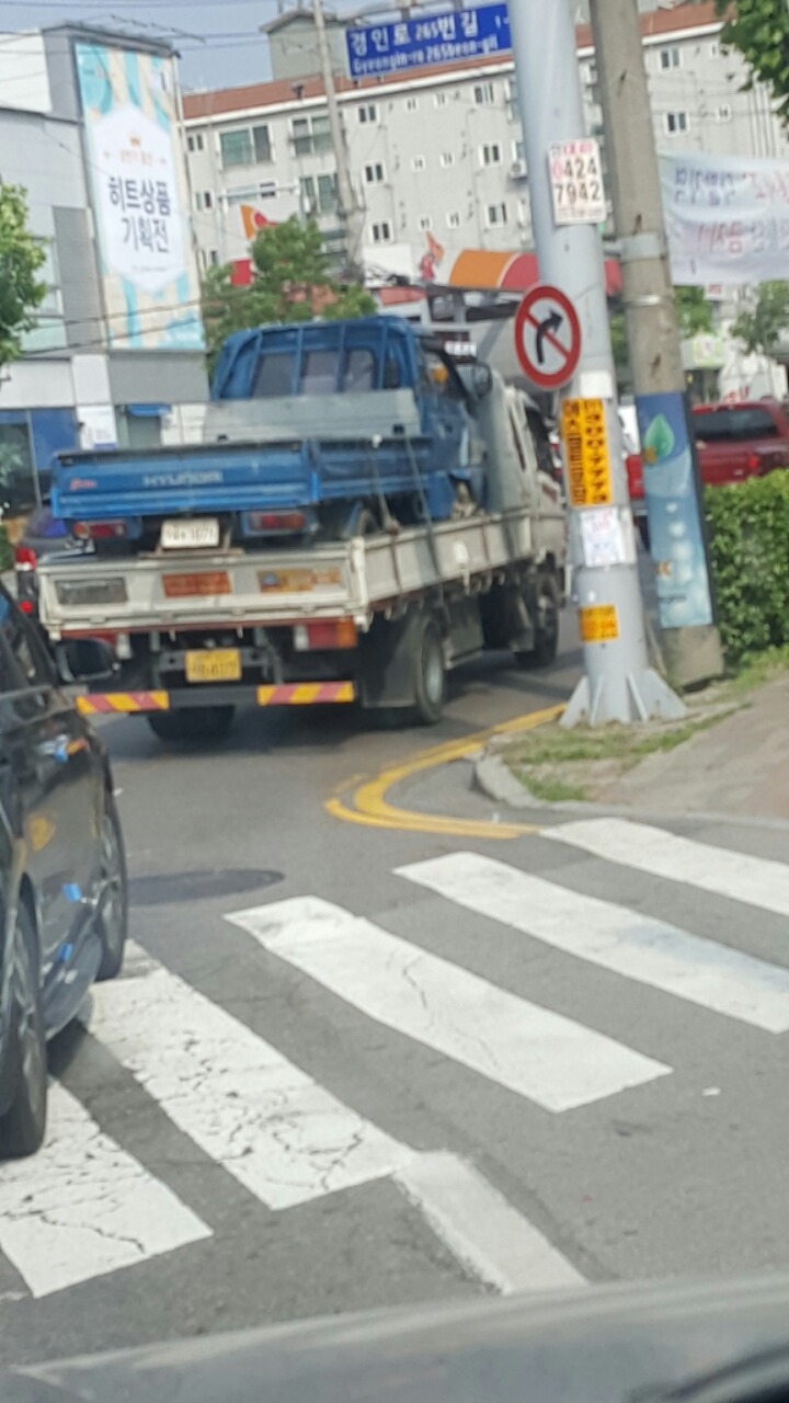 ???: 엄마 우리 어디가? | 인스티즈