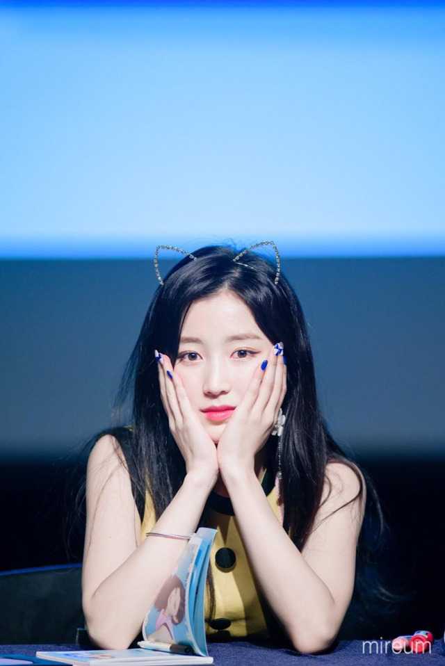 갓세정 보려고 구구단 뮤비 틀었다가 예뻐서 눈에 들어온 애.jpgif | 인스티즈
