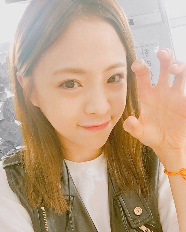 오늘 생일을 맞이한 걸그룹 오마이걸 신혜진.JPG | 인스티즈