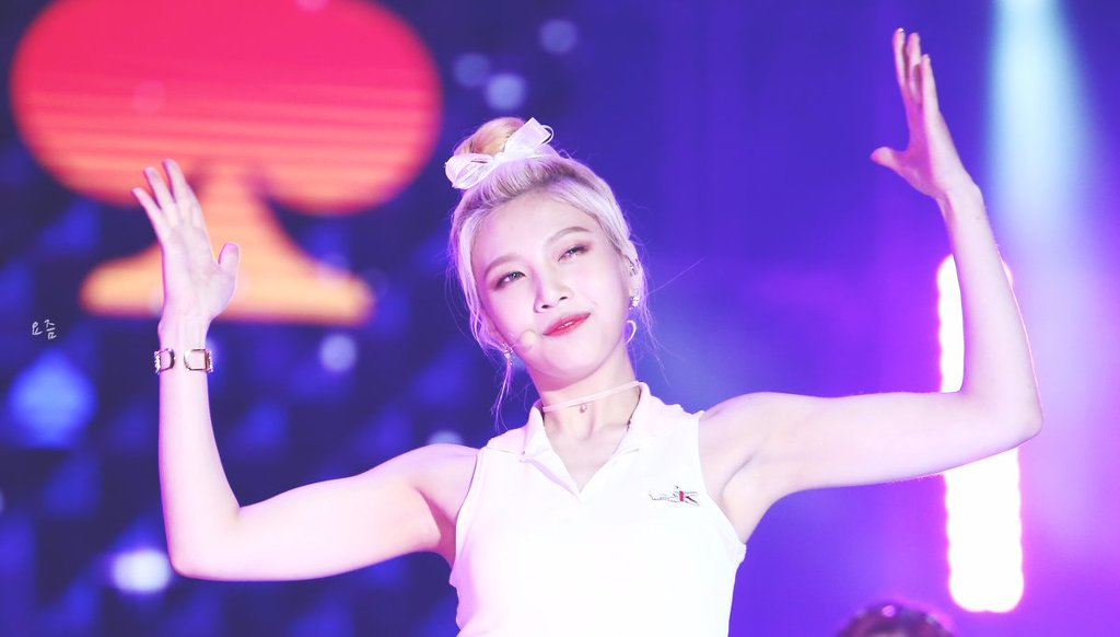 조이 금발시절 미모 레전드 찍었던날 .jpgif | 인스티즈