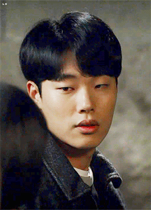남자친구에게 이별을 고하는순간 둘중 더 비참한 상황 고르기 | 인스티즈