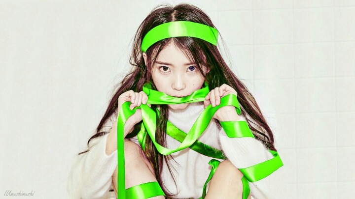 아이유 4번째 미니앨범 체셔 폰+컴퓨터 배경화면.jpg | 인스티즈