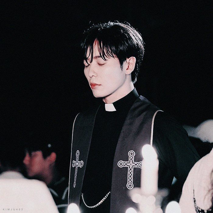 손 더 게스트 드라마 찍고부터 성당에 다니기 시작했다는 김재욱.jpgif (feat.김동욱) | 인스티즈