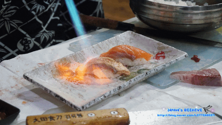 싱싱한 생선회! 방어회 (+매운탕) gif | 인스티즈