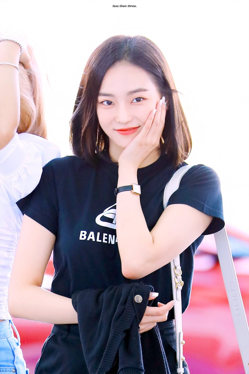 단발머리가 찰떡같이 어울리는 CLC 장예은.jpgif | 인스티즈