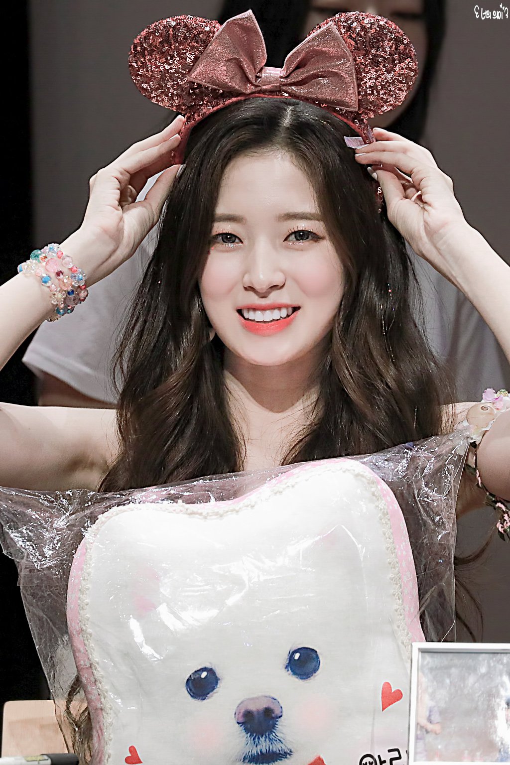 최예원 a.k.a 오마이걸 아린.jpgif | 인스티즈