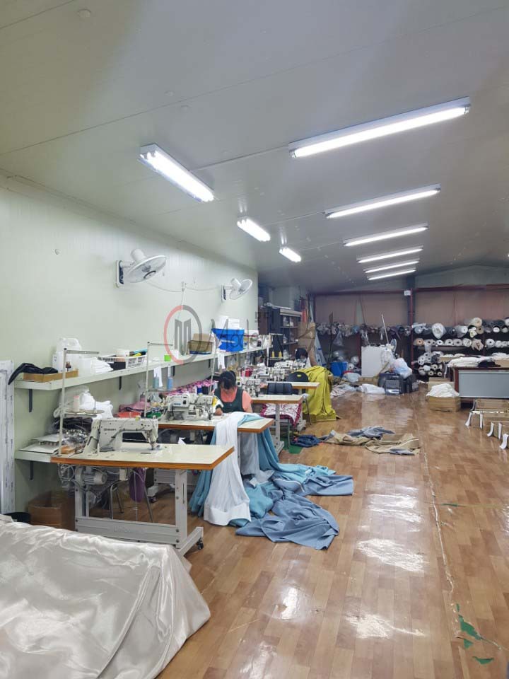 모던창 이미지