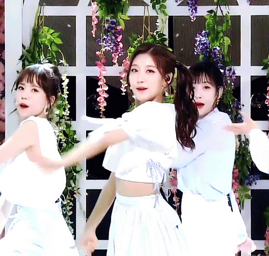 [러블리즈] 토레타는 내 취향은 아니라서 예인이 | 인스티즈