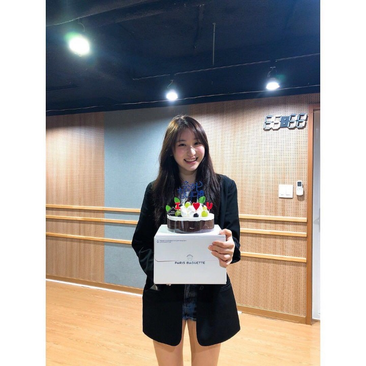 제 눈에는 귀엽기만 한 아이즈원(IZ*ONE) 이채연.jpgif | 인스티즈