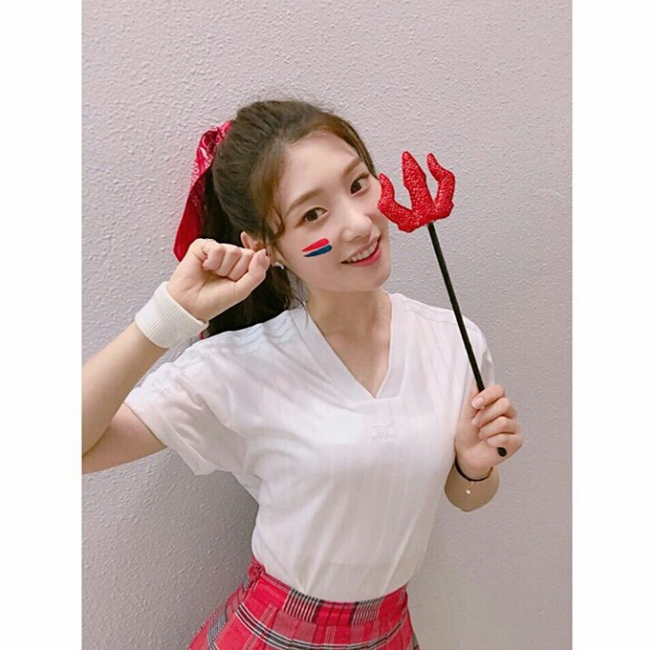 오늘자 정채연 인스타 업뎃 | 인스티즈