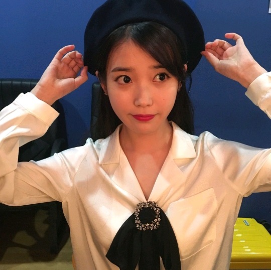 방금 올라온 아이유 인스타그램.jpg | 인스티즈