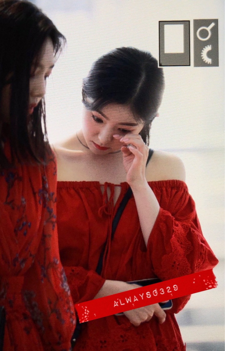 [레드벨벳] 자고 일어나서 교회를 가야해서 13일차 1일1아이린💗 | 인스티즈