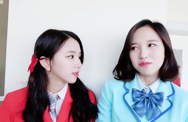 트와이스 Y모바일 광고.gif | 인스티즈