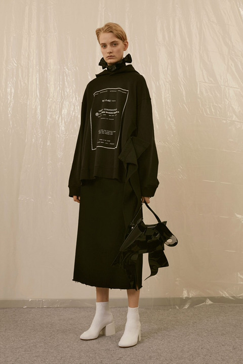 2018 Pre-fall MM6 메종 마르지엘라 컬렉션 | 인스티즈