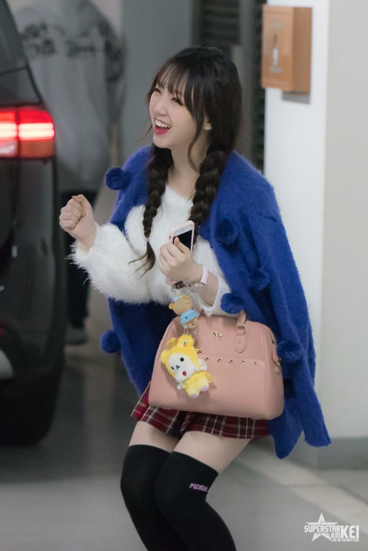 [러블리즈] 아침부터 속이 더부룩해서 케이 | 인스티즈