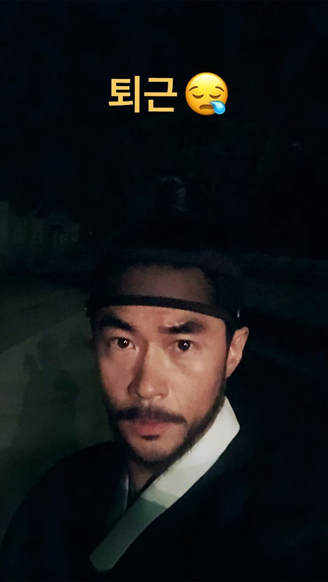 이제야 퇴근하는 배정남 | 인스티즈