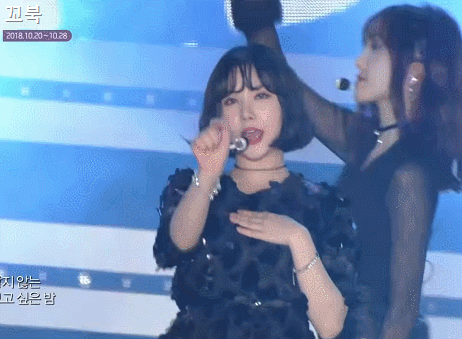 부산원아시아페스티벌(BOF) 여자친구 밤+시간을달려서.gif | 인스티즈