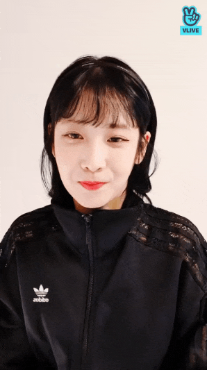 러블리즈 팬들은 잘 어울린다고 하는데 본인은 별로라고 하는 중.jpgif | 인스티즈