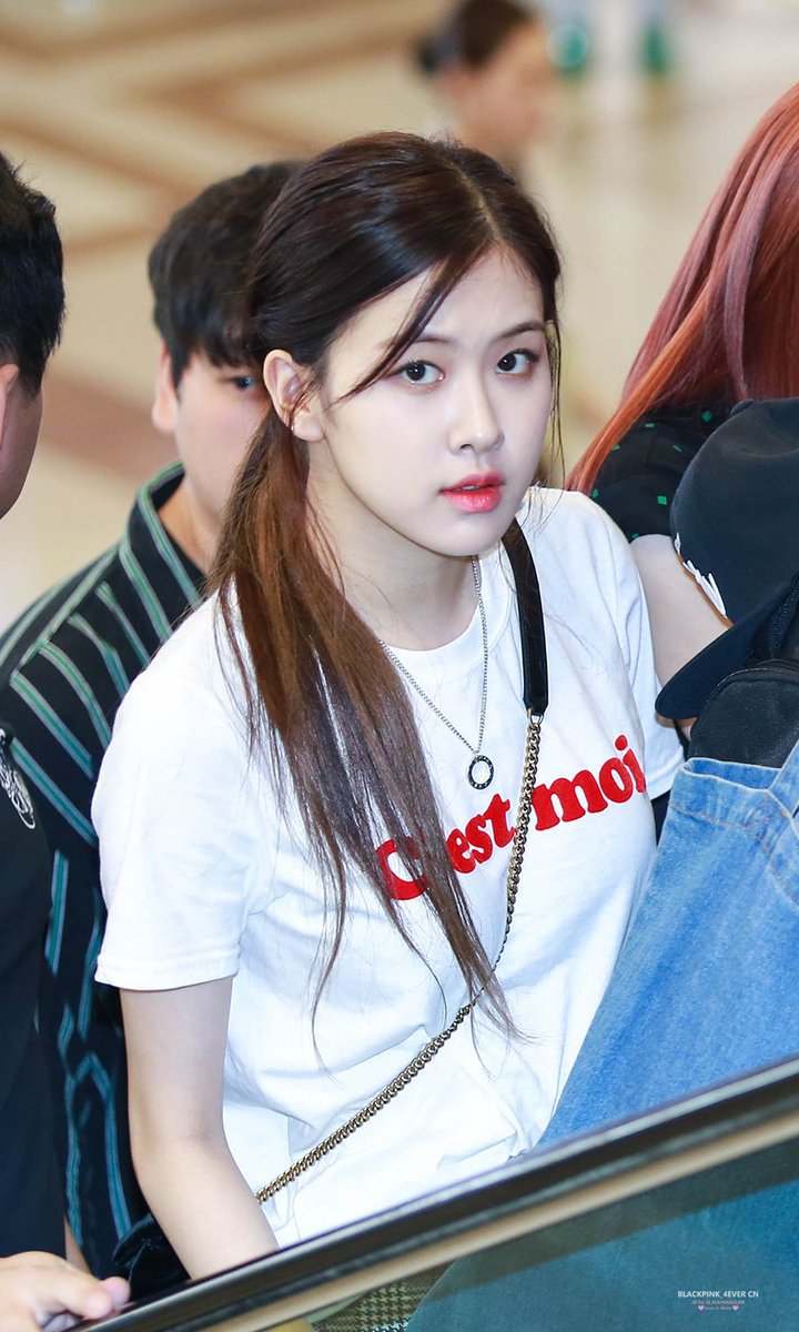블랙핑크 오늘자 김포공항 사진.jpg | 인스티즈
