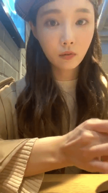 어제 3주년 기념 인스타 라이브한 모모랜드 연우.gif | 인스티즈