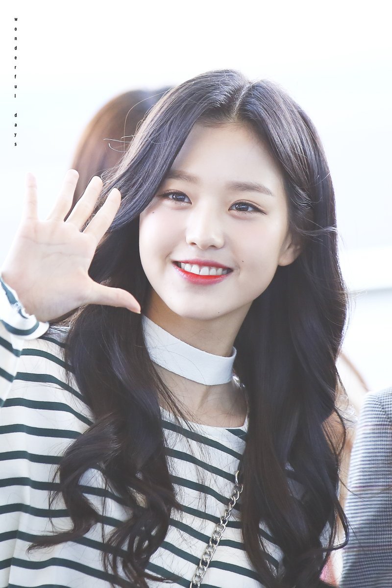 역대급 미모를 자랑하는 아이즈원 센터 장원영 | 인스티즈