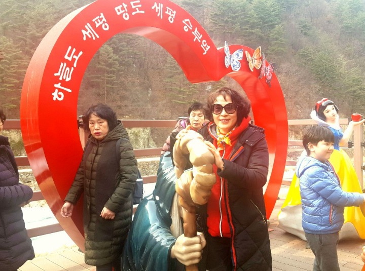 국일성 이미지