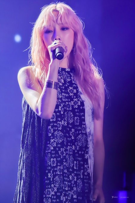 99BC263C5E8769DB1A85EB