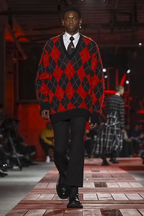 2018 F/W 알렉산더맥퀸 맨즈웨어 컬렉션 | 인스티즈