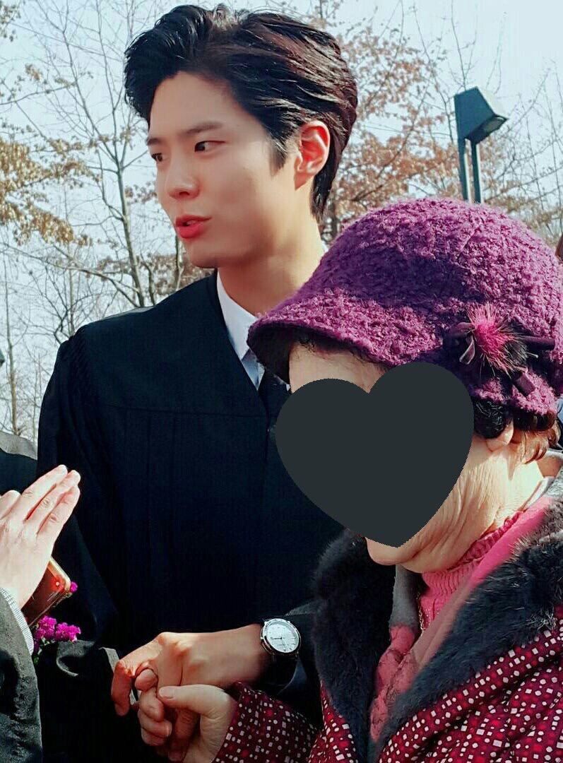 박보검이 머리숱 유지를 위해 먹는 것.jpg | 인스티즈