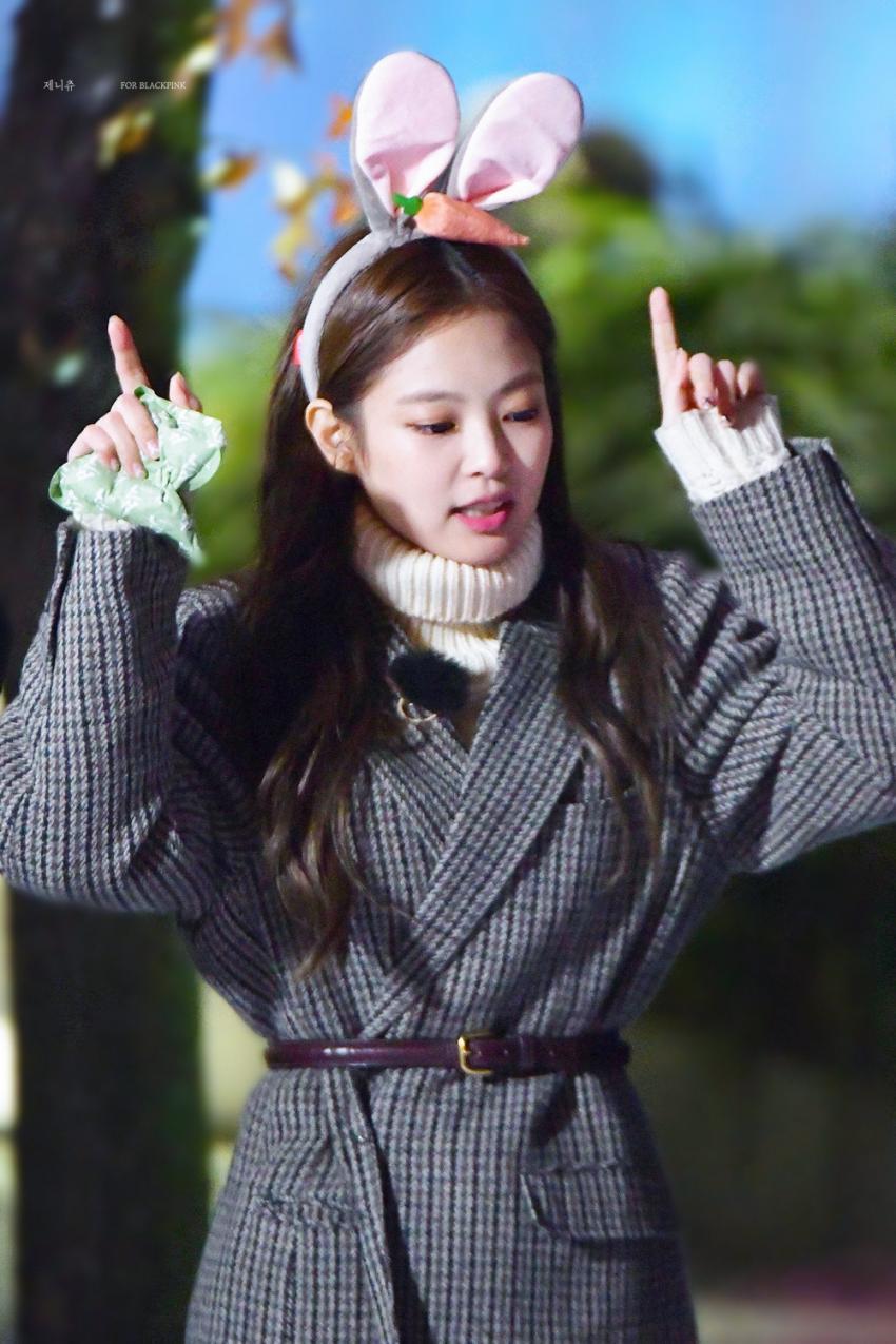 고양이처럼 생긴 블랙핑크 제니 | 인스티즈