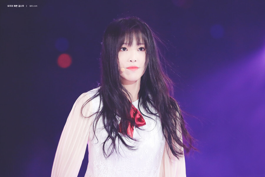 [여자친구] 생일파티에 초대받아서 유주 | 인스티즈