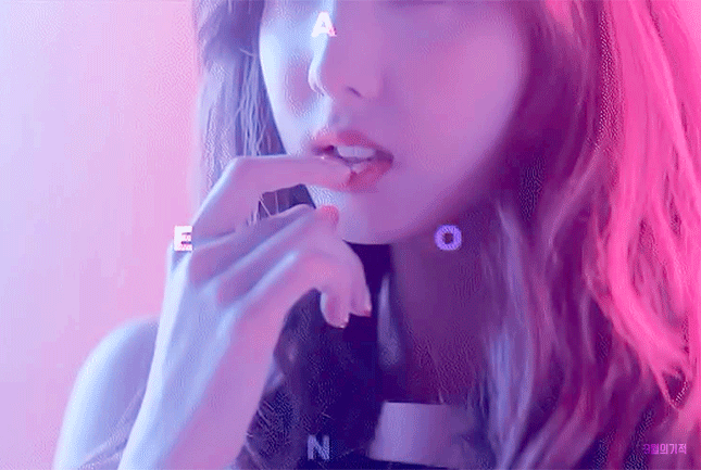 아무리 귀여워도 은근히 섹시함이 묻어나올수밖에 없는 아이돌 | 인스티즈