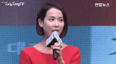 오늘 말 한번 실수했다가 제작보고회에서 선배들한테 쉼없이 놀림당한 최우식ㅋㅋ.gif | 인스티즈