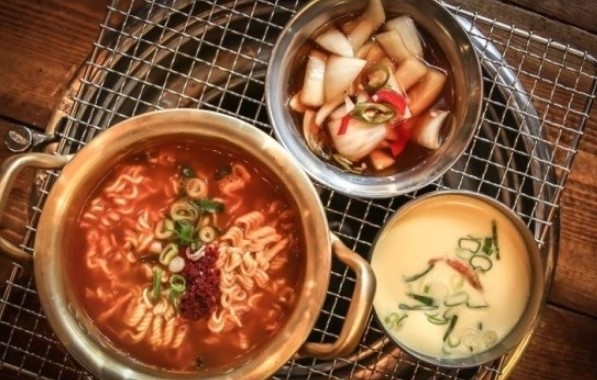 양은냄비 이미지